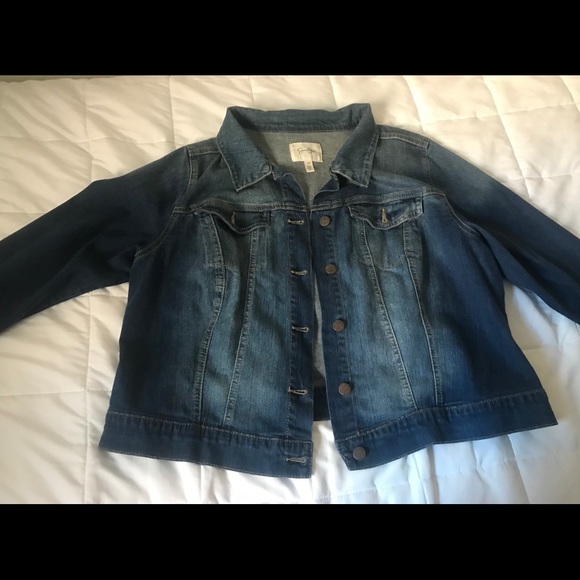 Jessica Simpson Jean Jacket - Picture 2 of 5
